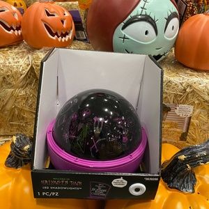 NWT 2021 nightmare before christmas shadowlight